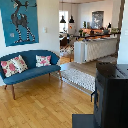 Med Havudsigt Villa Spodsbjerg